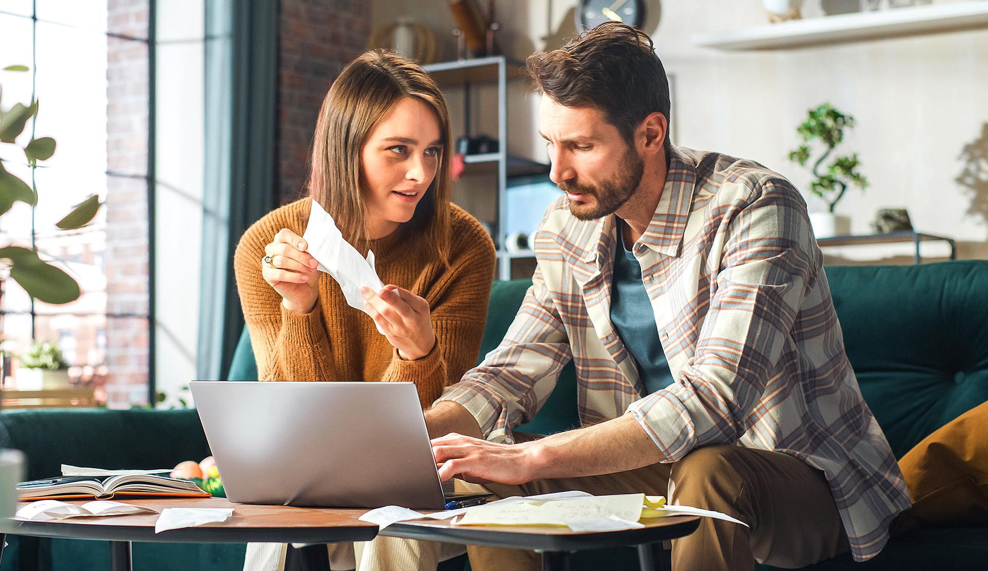 Oprocentowanie a prowizja – co jest ważniejsze dla kredytobiorcy?