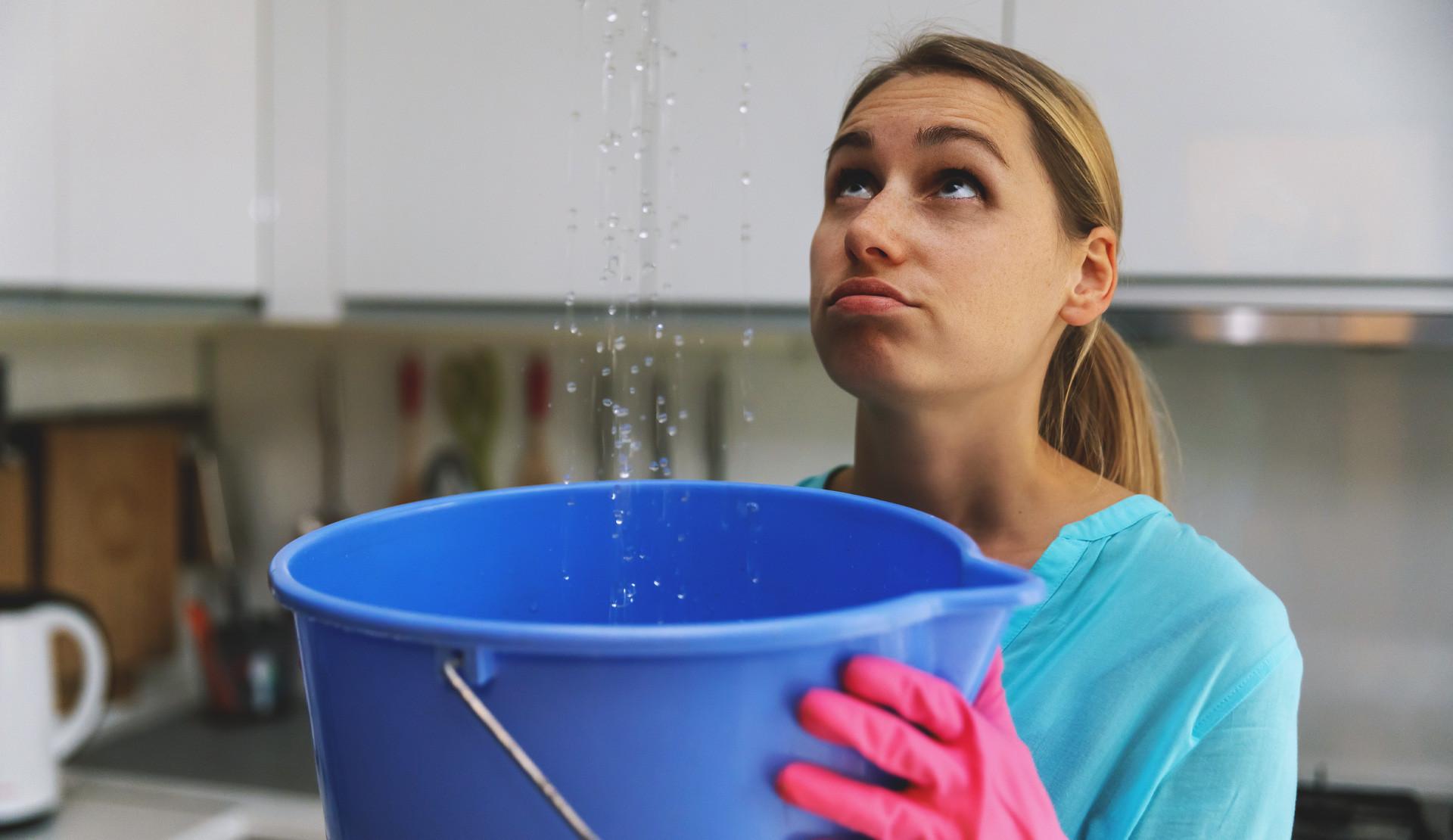 Zalanie mieszkania – kiedy przysługuje odszkodowanie i jak je uzyskać?